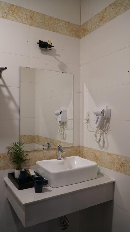 Bros Hotel Hô Chi Minh-Ville Extérieur photo