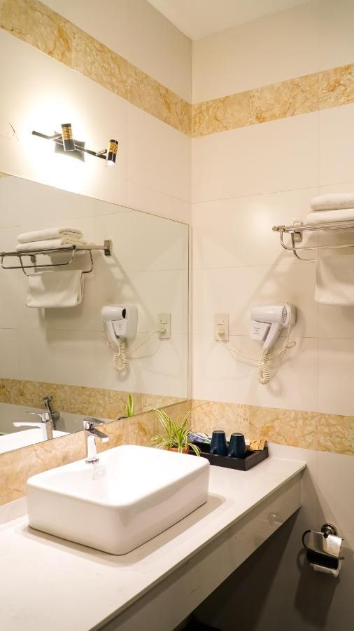 Bros Hotel Hô Chi Minh-Ville Extérieur photo